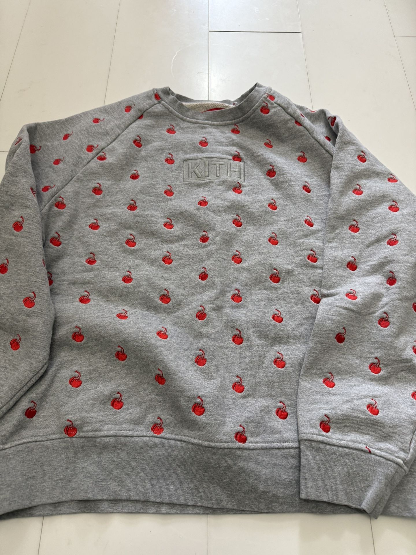 Rare Kith Crewneck Men’s Medium Cherry Cola Monogram