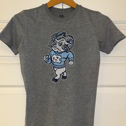 Kids sz L UNC T-shirt 