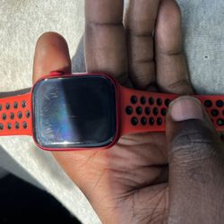 Apple Watch Series 8