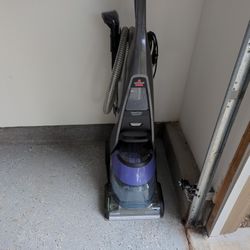 Working Bissell Deep Clean Deluxe Pet Cleaner