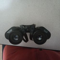 Bushnell 7x35 Binoculars