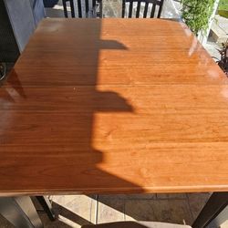 Solid Oak Table With 6 Chair 