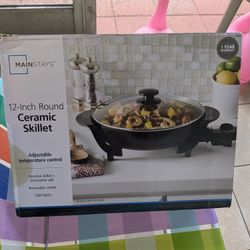 Brad New Ceramic Skillet.