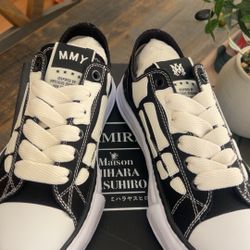 Size 8.5 ONLY 