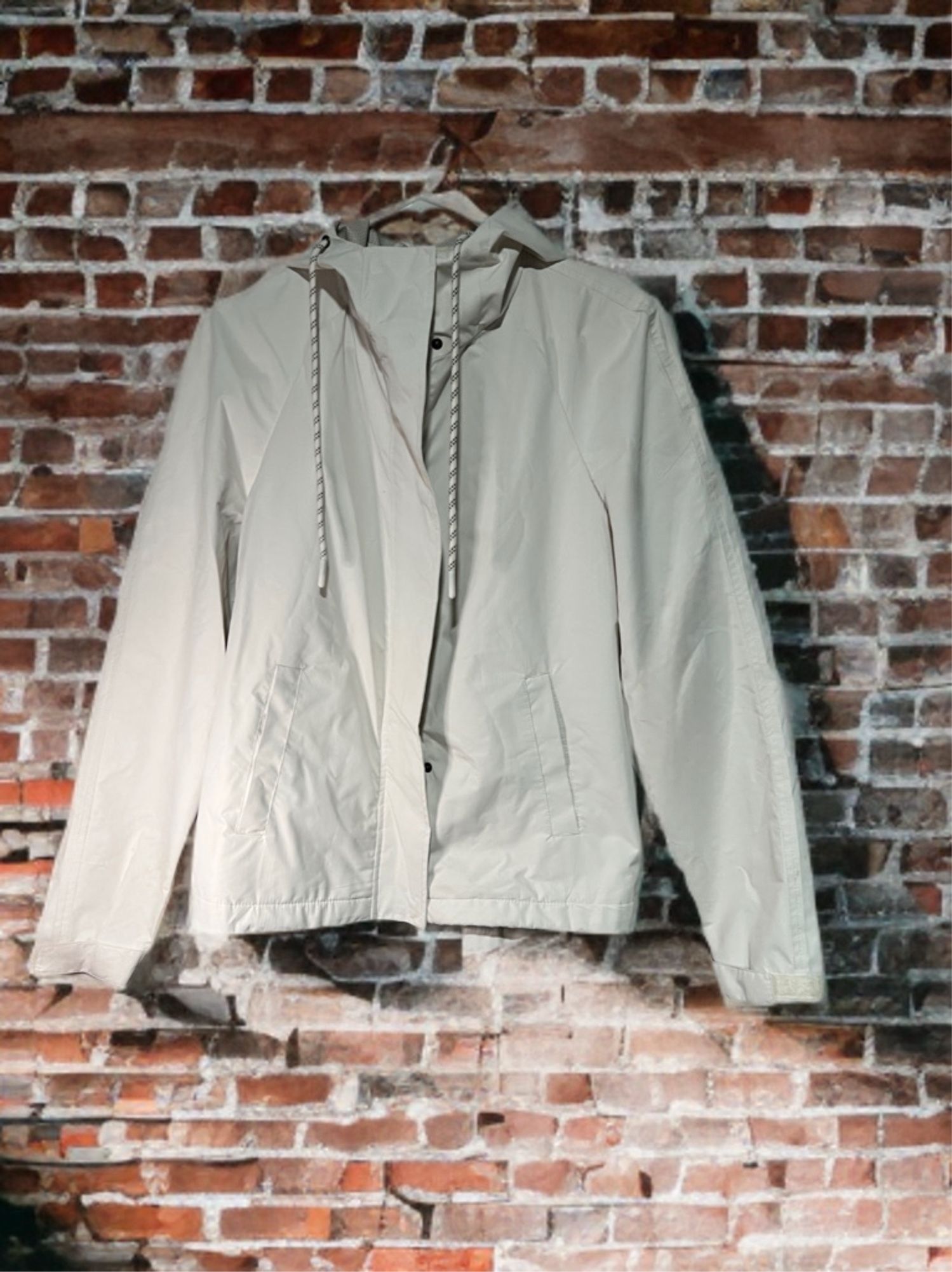 Avalanche Waterproof Hooded Rain Jacket Women’s White NWT