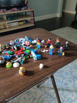 Avengers minifig/playset lot