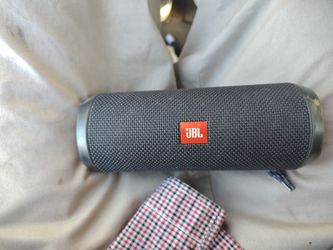 JBL flip 4 