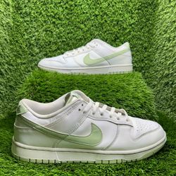 Nike Dunk Low “Honeydew”