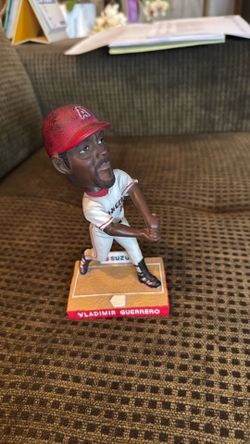 2004-5 Angels Vladimir Guerrero Bobblehead