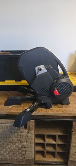 Elite Direto Direct-Drive Smart Bike Trainer – Zwift / Rouvy