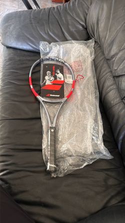 Babolat pure strike  98 16 x 19 grip size 2 (4 1/4)