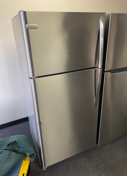 Deal: Frigidaire Gallery Stainless Top-Freezer Refrigerator