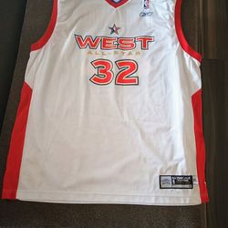Reebok NBA shirt