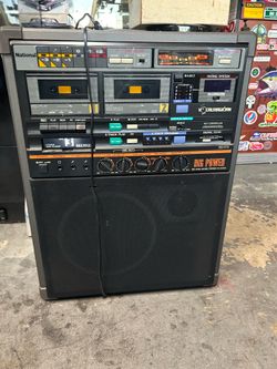 Vintage boom box stereo big power national