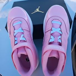 Girls Pink Jordons