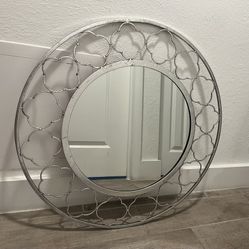 Modern Style Circle Mirror 