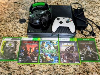 Xbox One system complete with games