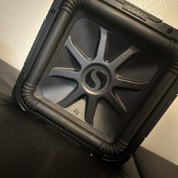 (12) Blue L7' kicker subwoofer speaker Only like new!!