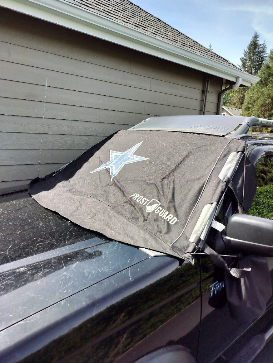 Dallas cowboys Frost/ Snow Guard For Medium Trucks
