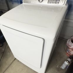 Samsung Gas Dryer, Free Delivery 🚚 and Installation.