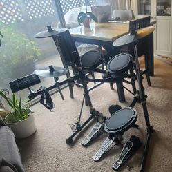 Simmons Electronic Drum Set SD5K