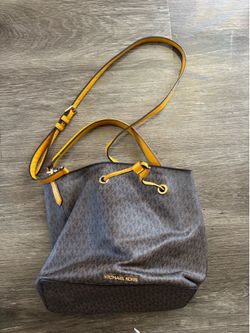 Michael Kors purse