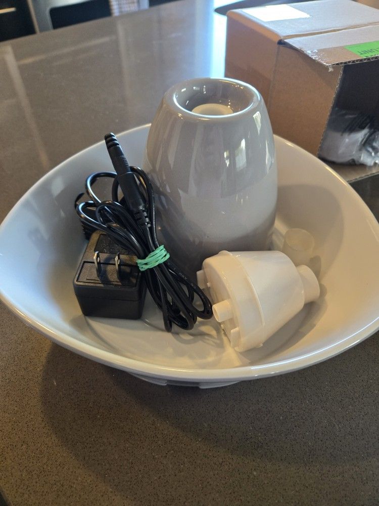 Creekside by Petsafe - Cat/Dog Drinking Fountain