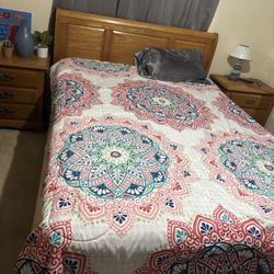 Queen Size Bed Frame And Dressers