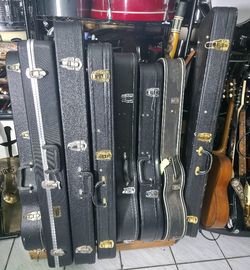 Electric Guitar And Bass Hard Cases !! $70 Each Or Best Offer !!