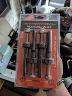 Maxtrax mud and sand board mounts