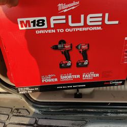 M18 Fuel Hammer Drill And Impact Kit