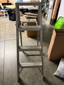 Step Ladder