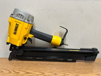 DEWALT DWF83PL Pneumatic 21-Degree Collated Corded Framing Nailer