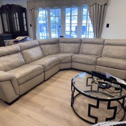 Mathis Brothers Leather Sectional 