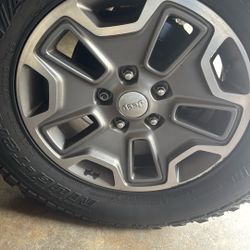 Jeep Rubicon 2016 Rims 5  Size 17’