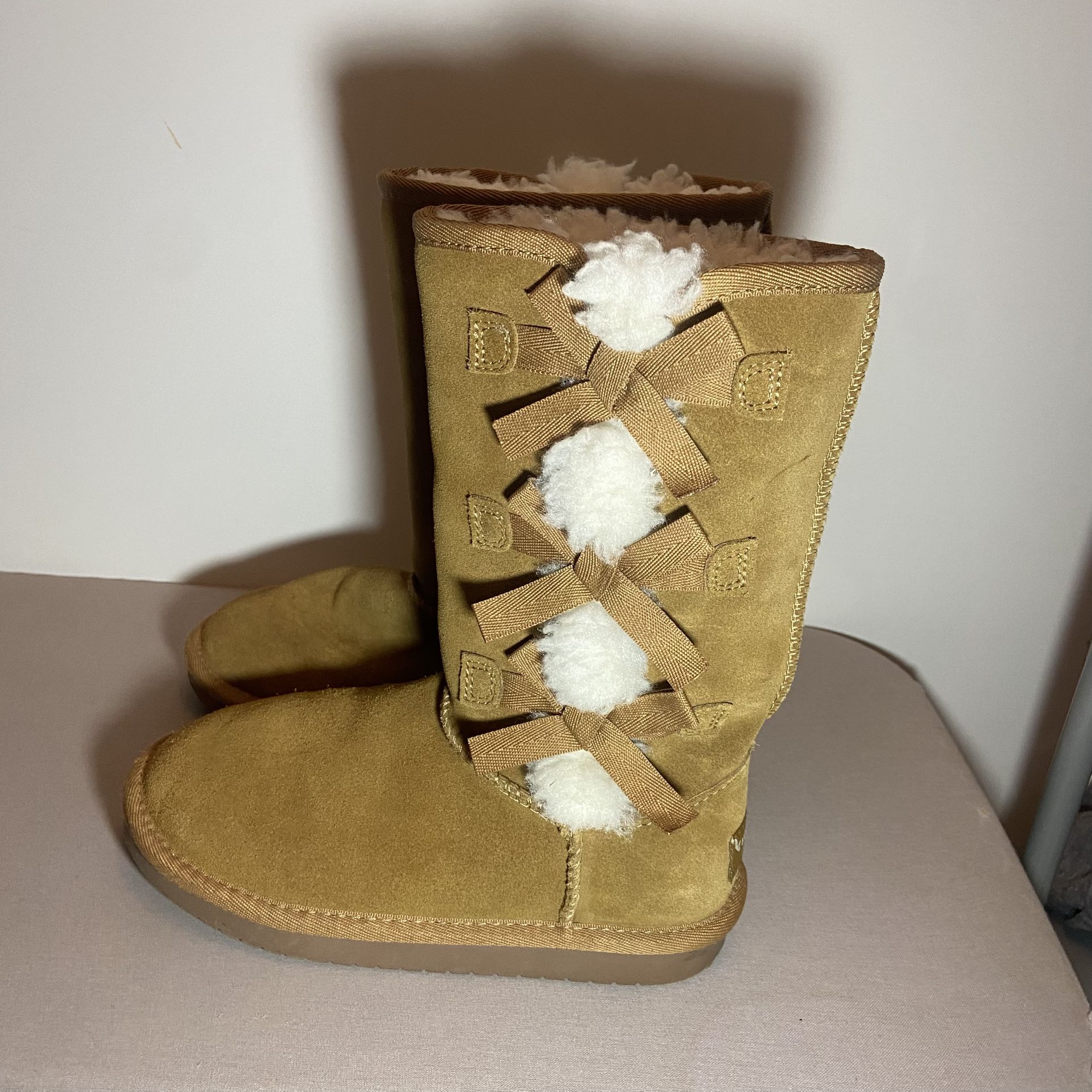Koolaburra by UGG Suede Bow Tall Boots Tan Chestnut Victoria Girls Size 13