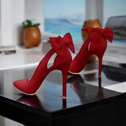 High Heel Size 8 1/2