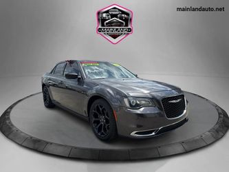 2019 Chrysler 300
