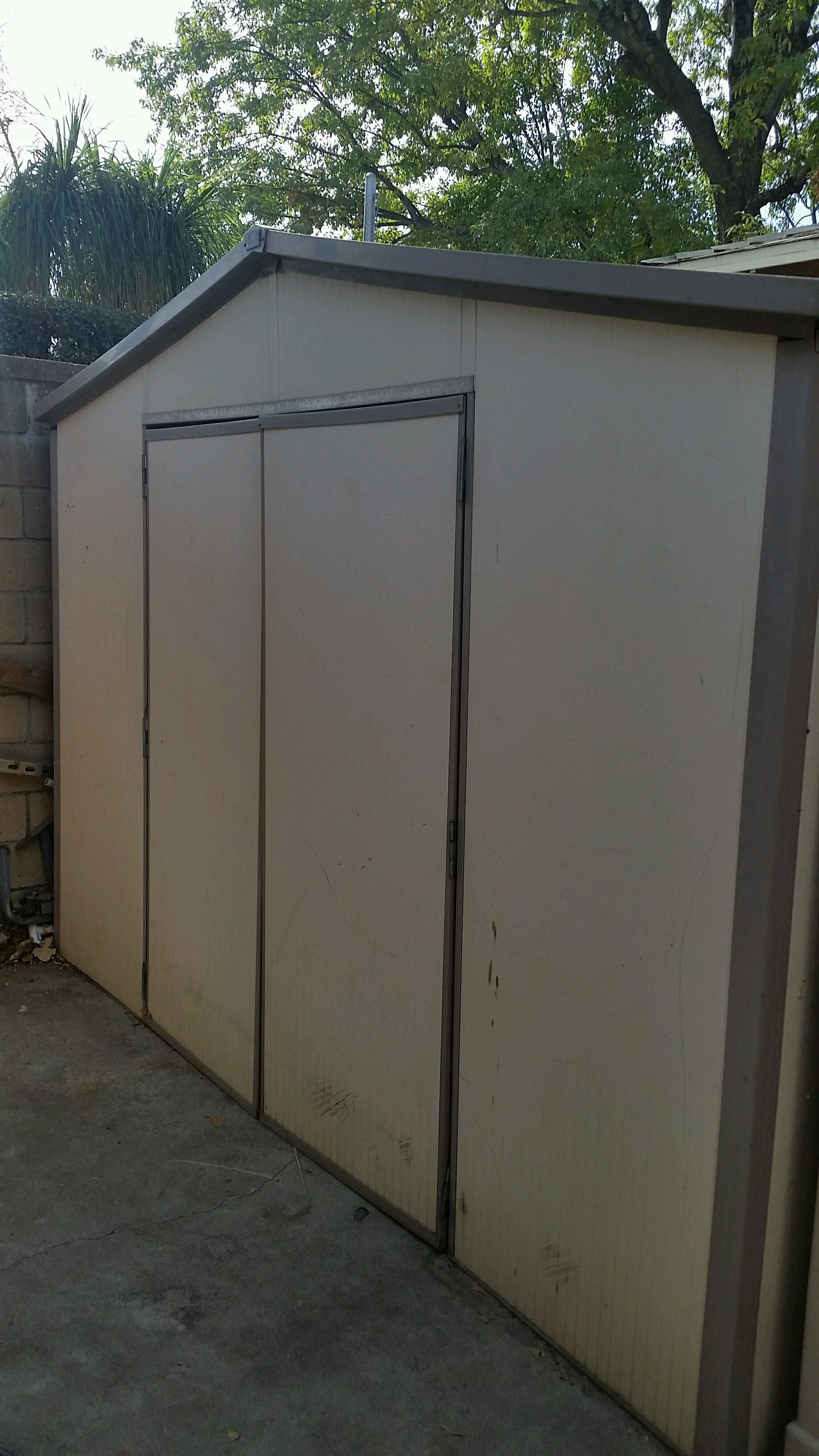 REDUCED!!! Vinyl Yard Mate Shed 8x6 like Rubbermaid or Keter