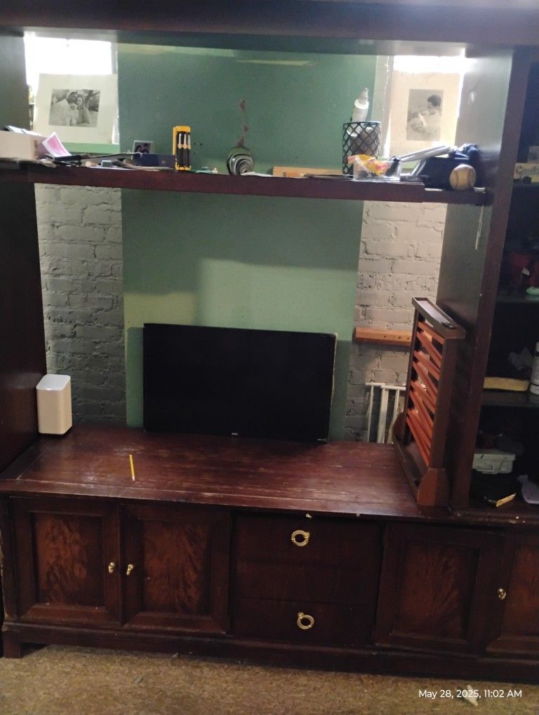 Entertainment Center Stuff On It Not Included