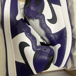 DS NEW JORDAN 1 COURT PURPLE SIZE 8.5, 9 & 10