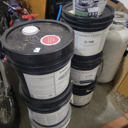 Flooring Primer And Glue. LVP.