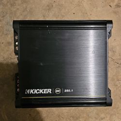 Kicker Amplifier 