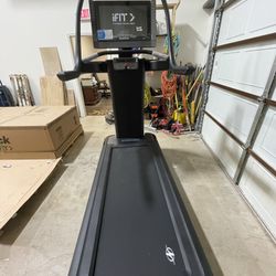 NordicTrack X22i Commercial Treadmill -Last One
