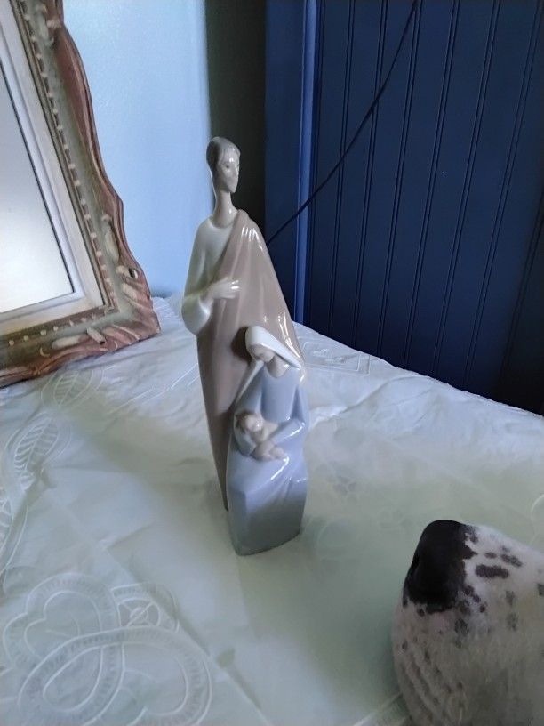 Lladro Nativity Figurine New In Box