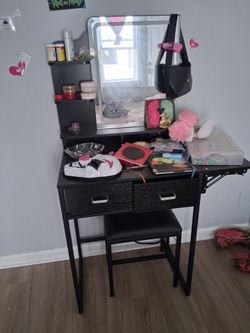 Black vanity