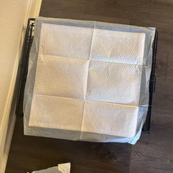 Small Dog Kennel And Pads 