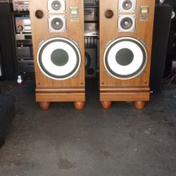 Fisher Vintage Limited Edition Speakers