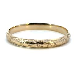 Woman’s Ladies 14k Yellow Gold Hinged Engraved Bangle Bracelet GP3112832