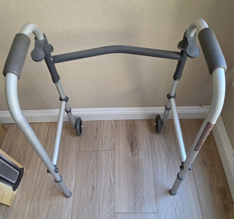 Walker, in great condition